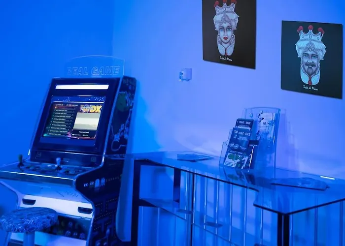 Le Cento Sculture דירה