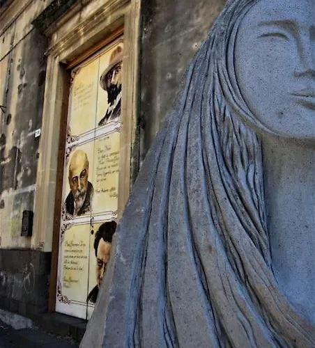 Le Cento Sculture דירה *