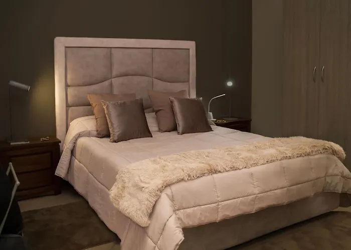 Le Cento Sculture דירה