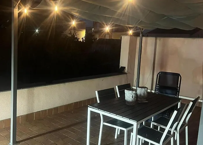 Le Cento Sculture דירה